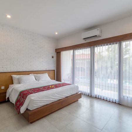 Utamas Keramas Hotel Екстериор снимка